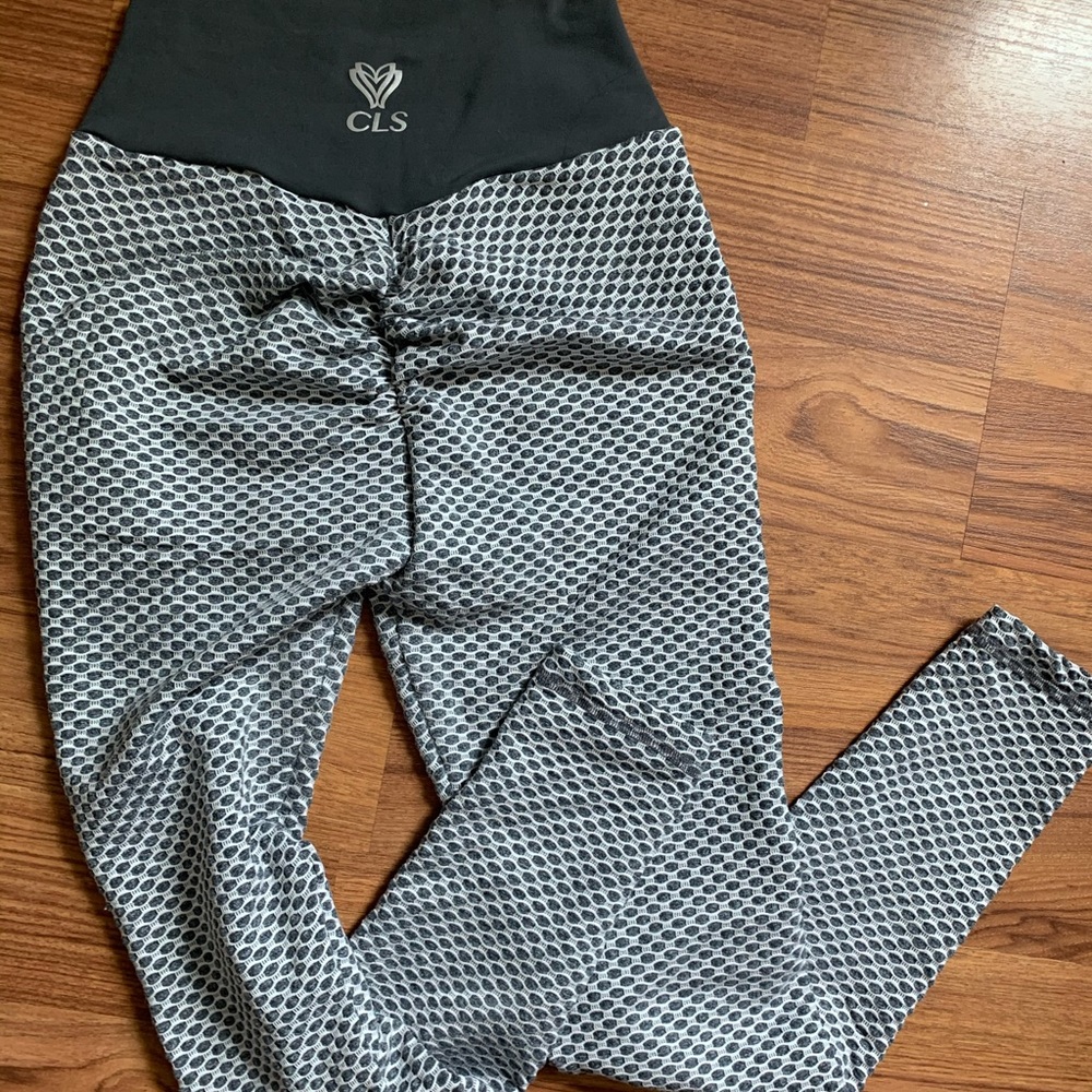 CLS Sportswear Srunch butt Leggings